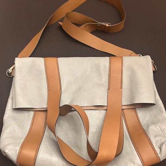 Gorgeous Brunello Cucinelli Large Leather Bag. - Picture 12 of 15